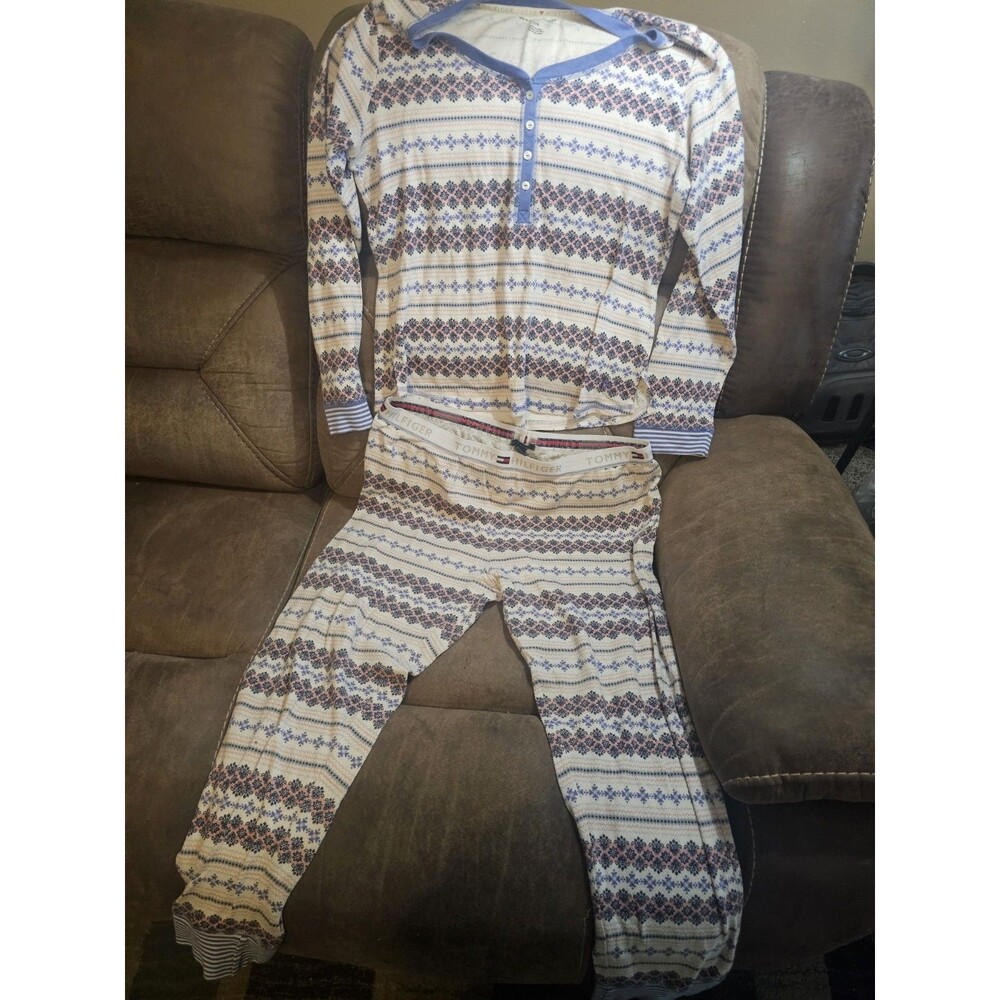 Tommy Hilfiger Sleepwear Pajamas Set Women’s Size Large Snowflake
